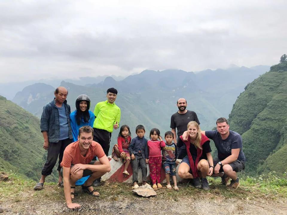 10Am Hostel Ha Giang Exteriér fotografie